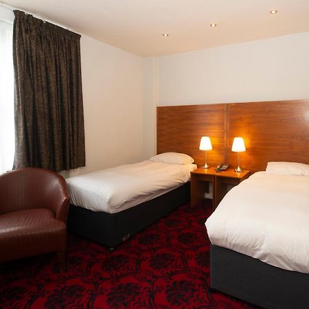 The Royal Hop Pole Wetherspoon Tewkesbury Bagian luar foto