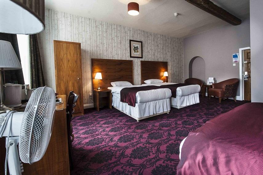 The Royal Hop Pole Wetherspoon Tewkesbury Bagian luar foto