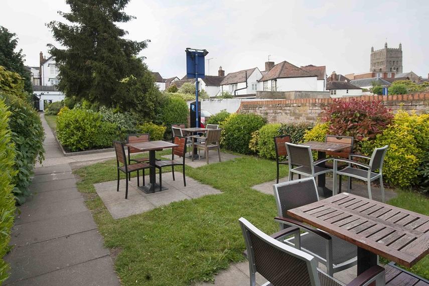 The Royal Hop Pole Wetherspoon Tewkesbury Bagian luar foto