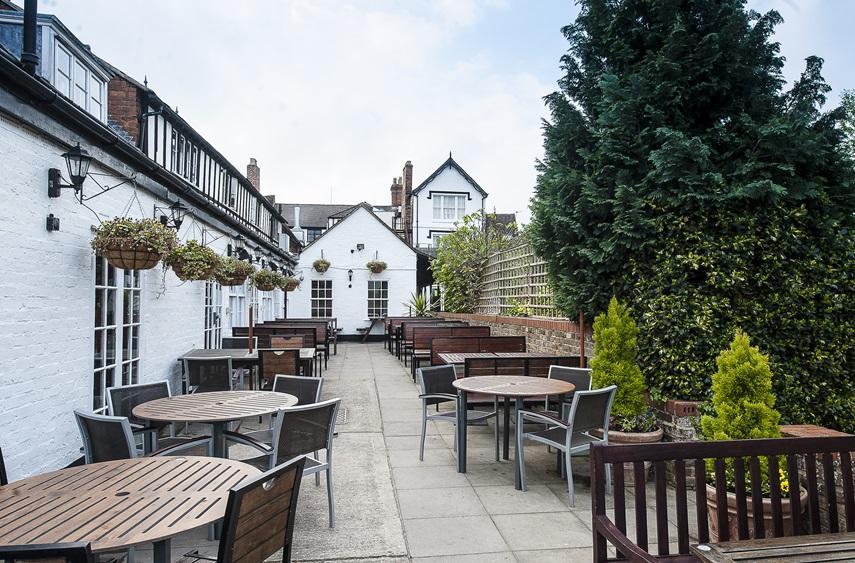 The Royal Hop Pole Wetherspoon Tewkesbury Bagian luar foto